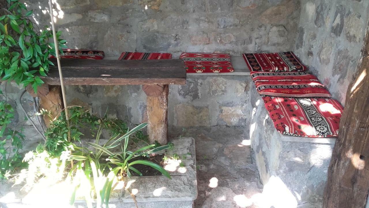 Sea-Side Old Stone Villa With A Private Garden Budva Luaran gambar