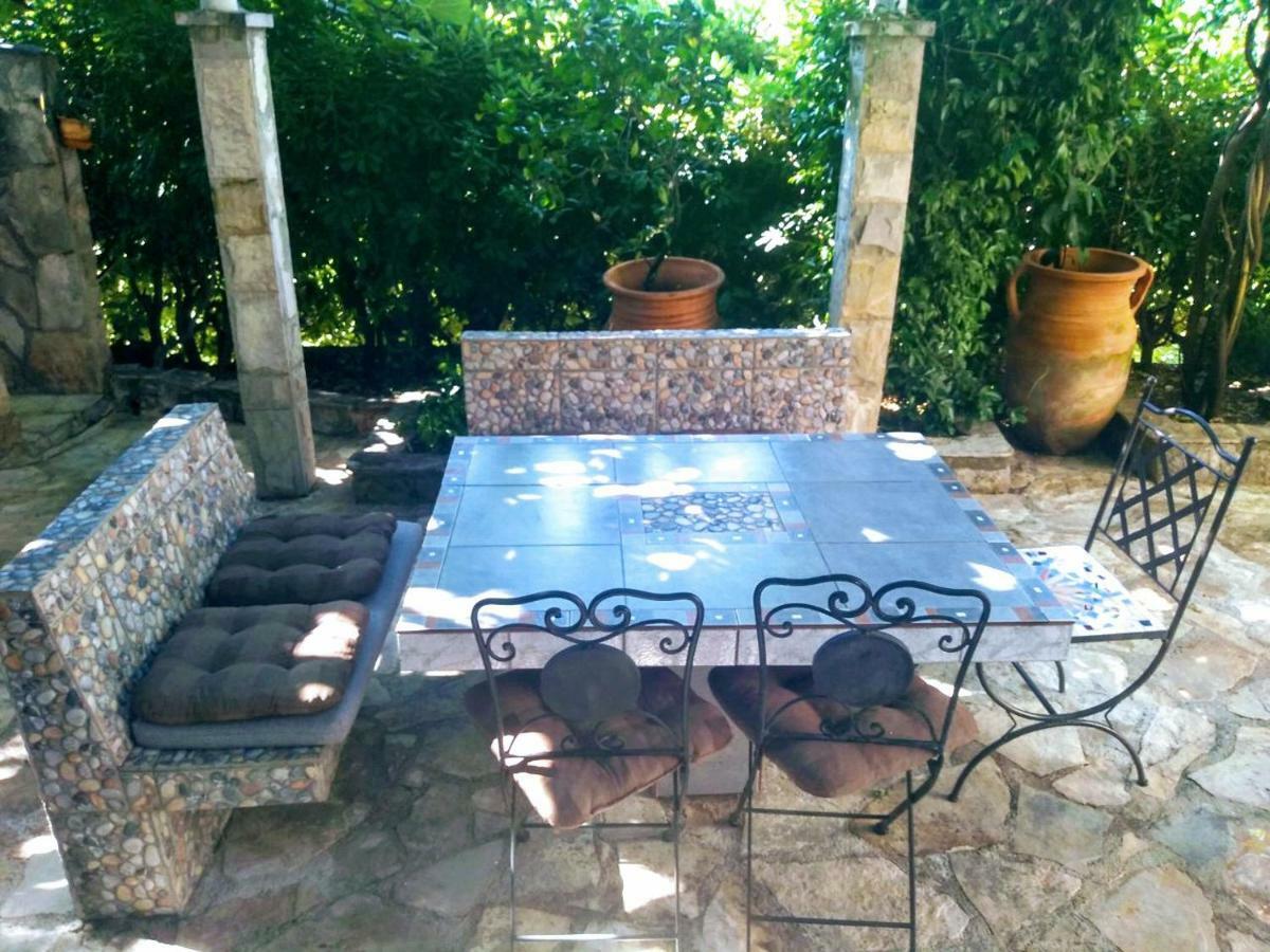 Sea-Side Old Stone Villa With A Private Garden Budva Luaran gambar
